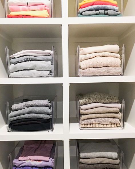 STRUCTURE Great for your life your relationships and more importantly your sweaters. Keep your tops from becoming unruly in your closet space by using these shelf dividers! #GetOrganized Wardrobe Shelf Organization, Sweater Storage Ideas, Folding Sweaters, Wardrobe Shelf, Pretty Closets, Closet Organisation, House Closet, Sweater Storage, House Keeping