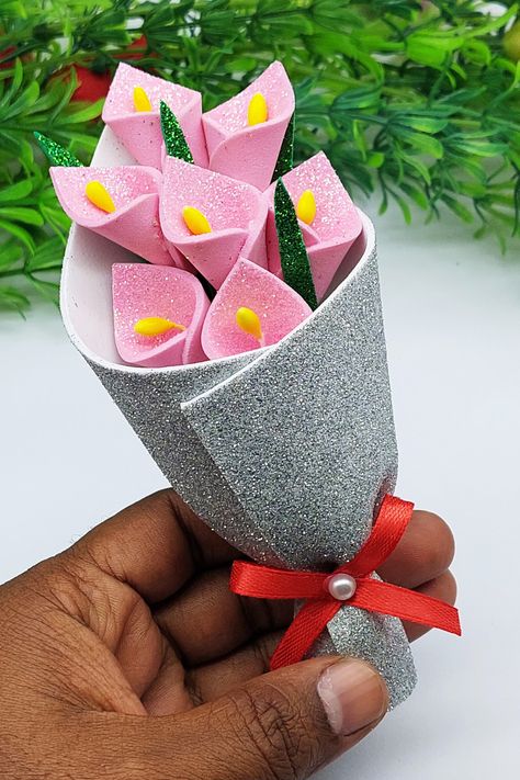 glitter #foam sheet #flowers step by step - how to make #glitter foam flowers - glitter foam #sheet flowers #diy - new year #gift ideas diy - new year gift ideas for #kids - flower gift ideas #bouquets - flower gift ideas bouquets #valentines Flower Gift Ideas Bouquets, Flower Bouquet Making, Foam Sheet Flowers, Foam Flower Bouquet, Sheet Flowers, Bouquet Making, Foam Paper, Flowers Glitter, Foam Flower