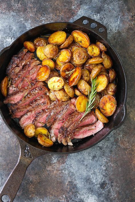 Skillet Steak with Rosemary Roasted Potatoes - Damn Delicious Steak With Rosemary, Zucchini Lasagna Rolls, Steak And Potatoes, Skillet Steak, Rosemary Roasted Potatoes, Rosemary Potatoes, 5 Ingredient Dinners, Easy Steak Recipes, Lasagna Rollups