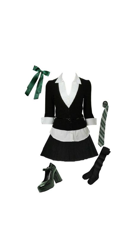 Slytherin Aesthetic Outfit, Slytherin Uniform, Harry Potter Uniform, Slytherin Clothes, Slytherin Outfit, Slytherin Fashion, Hogwarts Uniform, Hogwarts Outfits, Harry Potter Girl