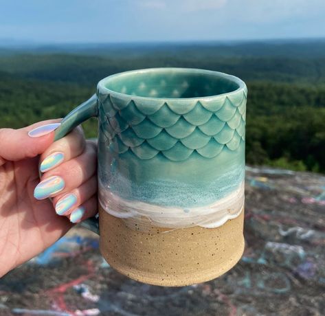 Ceramic Mermaid Pottery, Nautical Pottery Ideas, Beach Themed Pottery, Ocean Themed Pottery, Pottery Painting Ideas Ocean, Potters Hands, Ocean Ceramics, Ocean Pottery, Ocean Mug