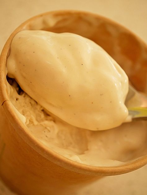 Vegan Sticky Rice ice cream, one step away from delicious mango sticky rice. You can use this base as a base for any flavour. Sticky Rice Ice Cream, Mango Sticky Rice Ice Cream, Rice Ice Cream, Spumoni Ice Cream, Coconut Sticky Rice, Popcorn Ice Cream, Sticky Rice Cake, Creamed Rice, Lime Sorbet