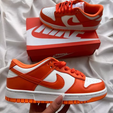 Orange Aesthetic Shoes, All Nike Shoes Orange, Jordan Shoes Orange, Basket Nike Orange, Nike Custom Orange Sneakers, Snicker Shoes, Shoes For School, Pretty Sneakers, Preppy Shoes