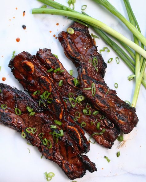 Flanken Ribs, Korean Beef Short Ribs, Beef Short Ribs Recipe, Korean Short Ribs, Bbq Short Ribs, Beef Short Rib Recipes, How To Cook Ribs, Rib Recipe, Short Ribs Recipe