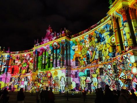 Every year, in October, Berlin transforms itself in an amazing art lighting installation. During the Berlin Festival of Lights the city’s famous landmarks, monuments and squares receive beautiful and dynamic lighting installations/projections that take everyone’s breath away. The insanely cool projects are done by leading local and international lighting artists.... 2 Days In Berlin, Winter Light Festival, Festival Of Light, Germany Fashion, Cities In Germany, Visit Germany, Visit France, Festival Of Lights, Famous Landmarks