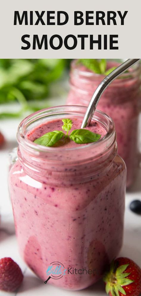 Here's a healthy drink that's good for breakfast or snack! You can prepare this delicious Mixed Berry Smoothie with fresh or frozen berries, so feel free to make it the whole year-round! Frozen Mixed Berry Recipes, Easy Berry Smoothie, Mixed Berry Recipes, Berry Smoothie With Yogurt, Frozen Berry Smoothie, Healthy Fruit Smoothies, Mixed Berry Smoothie, Mint Lemonade, Frozen Berries