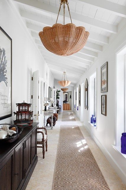 Beach House hallway in the Bahamas in Hallway Ideas from HOUSE - design, food and travel by House & Garden. A beach house with a British sensibility and interiors that are not 'too beachy'. Beach House Hallway, London House, Beach House Interior, Hall Decor, Beach House Design, Design Del Prodotto, House Garden, Cheap Decor, Coastal Homes