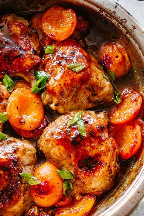 Juicy Chicken Recipes, Apricot Glazed Chicken, Apricot Chicken Recipes, Honey Barbecue Sauce, Chicken Recipes For Dinner, Barbecue Chicken Recipe, Apricot Recipes, Apricot Chicken, Honey Barbecue