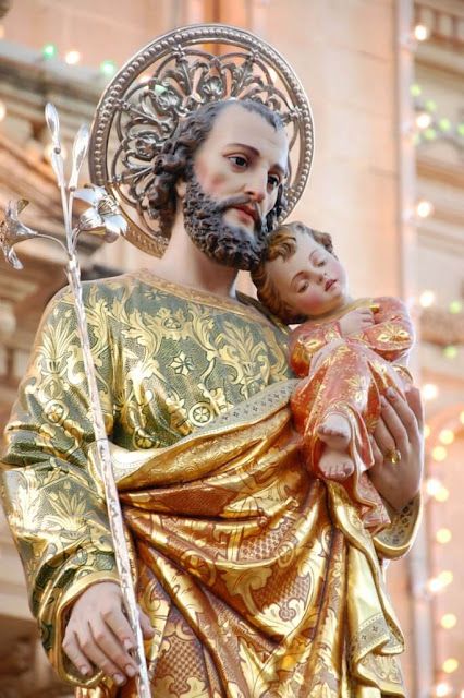 Saint Joseph Art, Hail Holy Queen, St Joseph Catholic, San Juan Pablo Ii, Catholic Statues, Jesus Mary And Joseph, Sao Jose, Catholic Images, San Michele