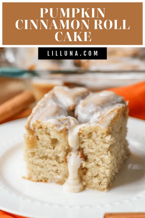 A buttery, cinnamon cake with cinnamon, brown sugar and pumpkin puree swirls, topped with a sweet pumpkin spice glaze. This Pumpkin Cinnamon Roll Cake is what pumpkin spice dreams are made of! #pumpkin #pumpkinrecipes #cinnamonrollcake #breakfast #dessert Pumpkin Spice Glaze, Cake With Cinnamon, Swirl Cake, Cinnamon Cake, Homemade Cheesecake, Cinnamon Roll Cake, Pumpkin Recipes Dessert, Cinnamon Brown, Sweet Pumpkin