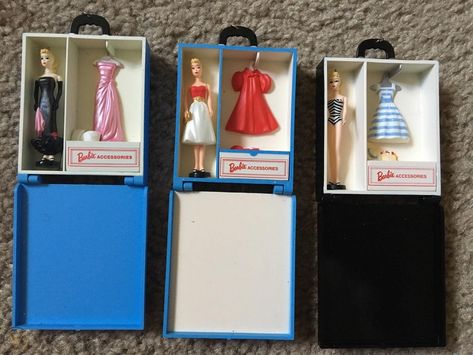 Hallmark Barbie Ornaments - 3 Mini Vintage Cases With Mini Dolls 99 00 01 | #1832972168 Barbie Diy Ornament, Barbie Ornaments, Barbie Christmas Tree, Barbie Doll Case, Mini Barbie, Barbie Hallmark Ornaments, Barbie Cases Vintage, Hallmark Barbie Ornaments, Be Clean