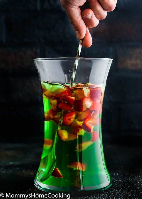 Green Apple Sangria - Mommy's Home Cooking Green Apple Sangria, Green Sangria, Mimosa Punch, Apple Sangria, Yummy Fruit, St Paddy, Adult Drinks, Green Apple, Sangria