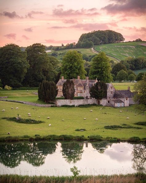 Manor Aesthetic, England Countryside, English Manor Houses, Beautiful Countryside, English Manor, British Countryside, Countryside House, England Uk, English Countryside