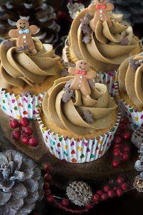 If you're a fan of gingerbread men then you'll love this delicious, smooth gingerbread buttercream, flavoured with ginger and black treacle. Gingerbread Buttercream, Lively Kitchen, Black Treacle, Cupcakes Christmas, Xmas Gingerbread, Gingerbread Party, Xmas Cake, Cupcake Flavors, Gingerbread Cake