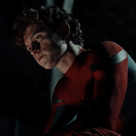 Peter Parker Aesthetic, Parker Aesthetic, Peter Parker Icon, Mcu Aesthetic, Tomholland Spiderman, Spider Man Homecoming, The Spider, Peter Parker, Tom Holland