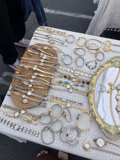 Flea Market Aesthetic, Thrift Aesthetic, Silver Watches, Thrift Vintage, Thrift Finds, Vintage Market, Love Languages, Jewelry Inspo, Vintage Store