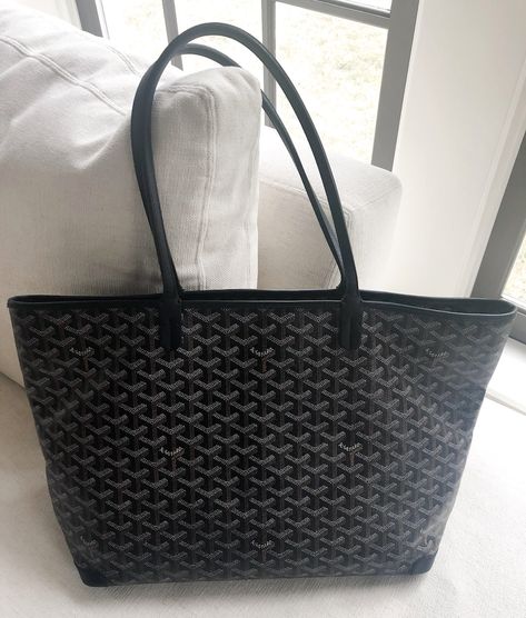 Black Goyard Tote, Goyard Artois Mm, Goyard Artois, School Mood, Background Education, Lv Tote, Goyard Tote, Free Monogram, Goyard Bag