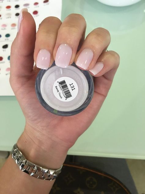 Pinterest: chandlerjocleve  Instagram: chandlercleveland Sns Barely Touch, Dip Powder Nails Summer, Neutral Dip Nails, Organise Makeup, Sns Colors, Makeup Affordable, Nail Dipping Powder Colors, Makeup Glowy, Dip Nail Colors