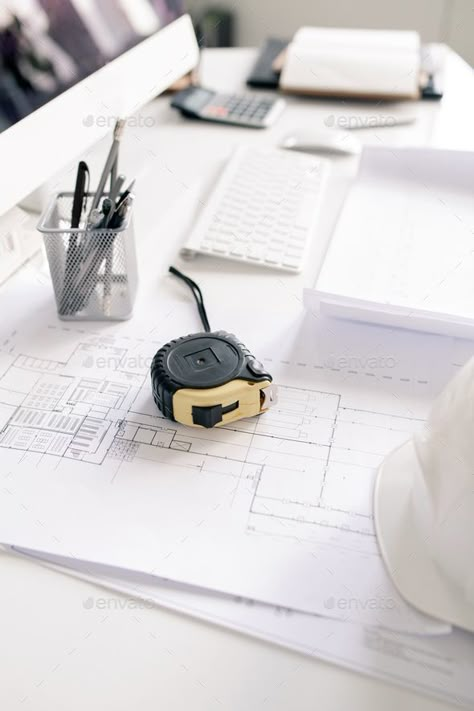 Measuring Tape Aesthetic, Female Architect Aesthetic, Builder Aesthetic, Architect Woman, Architect Lifestyle, Engineering Office, Architect Tools, Interior Design Tools, Interior Design Jobs