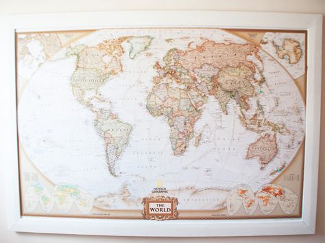 love the idea of a wall map to mark the places we've traveled to Map In Bedroom, Natural Geographic, Pin Travel Map, Push Pin Travel Map, Travel Map Pins, Global Map, Travel Wall Decor, Pushpin Travel Map, Interactive Walls