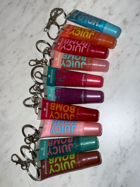 Essence Juicy Balm, Essence Lip Gloss Juicy Bomb, Essence Juicy Gloss, Juice Bomb Essence Lipstick, Juicy Boom Essence, Essence Aesthetic, Essence Lip Gloss, Essence Juicy, Juicy Bomb