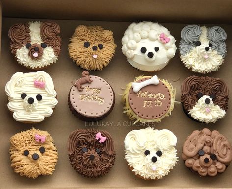 Puppy Birthday Cakes, Puppy Cupcakes, Dog Themed Birthday Party, Dog Cupcakes, Puppy Birthday Parties, Puppy Cake, Animal Cupcakes, Animal Cakes, Dog Cakes