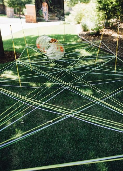 diy-yarn-army-crawl-jungle-obstacle-course Low Ropes Course Ideas, Obstical Course Ideas, Obstical Course For Kids, Toddler Obstacle Course, Obstacle Course Party, Jungle Vbs, Glow Run, Backyard Obstacle Course, Playground Landscaping