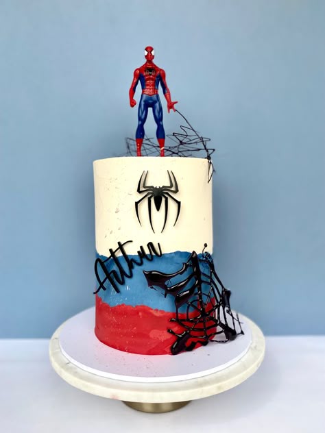 White Spiderman Cake, Simple Spiderman Cake Design, Spider Man Cake Design, Spiderman Theme Cake, Spiderman Cake Ideas, Spider Man Birthday Cake, Spidey Cake, Spiderman Cakes, Spiderman Theme Party