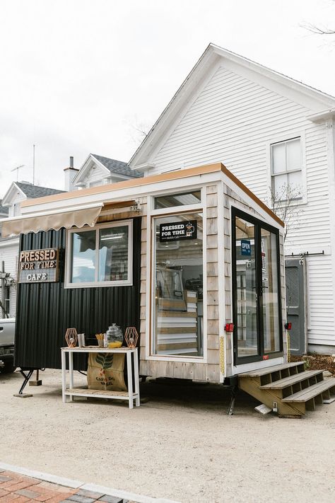 Roadside Coffee Shop, Mobil Coffee Shop Trucks, Beverage Truck Ideas, Bakery Truck Ideas, Mobile Bakery Ideas, Mobile Business Ideas Trailers, Food Truck Cafe, Healthy Food Truck Ideas, Food Trailer Ideas Design