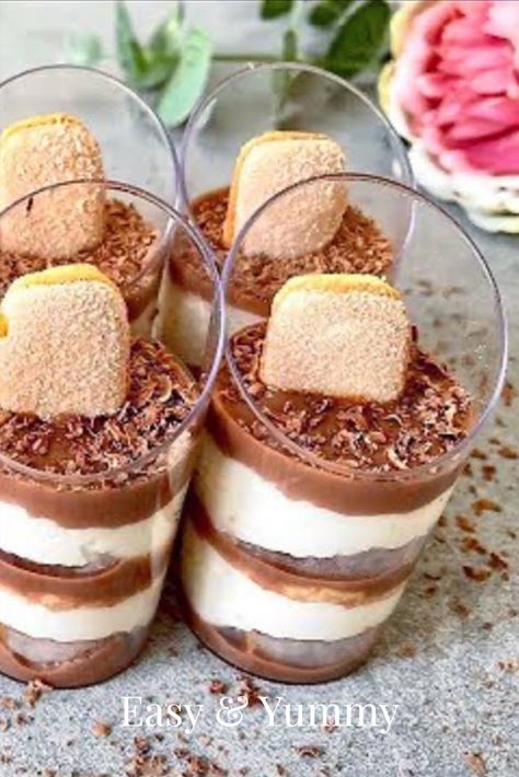 Mini chocolate Tiramisu dessert cups Tirimasu Cups, Finger Deserts, Tiramisu Cups, Chocolate Tiramisu, Mini Dessert Cups, Dessert Shots, Tiramisu Dessert, Mini Dessert, Unique Desserts