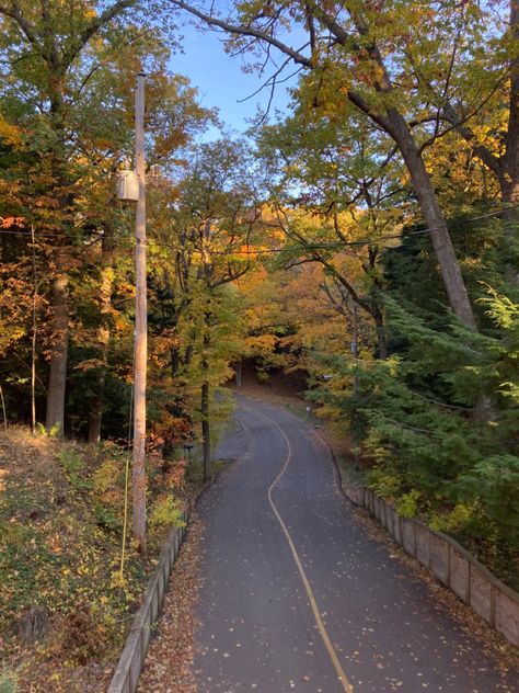 Midwest Town Aesthetic, Michigan Countryside, U Michigan Aesthetic, Midwest Countryside, Small Midwest Town Aesthetic, Summer Aesthetic Midwest, Kelly Core, Midwest Core, Dallas Aesthetic