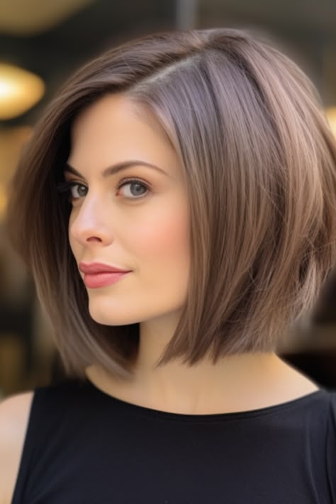 For a modern appearance consider trying out a sleek angled bob with long layers. The longer layers provide this angled bob with a more understated charm. Click here to check out more stunning medium-length layered haircuts trending right now. Κούρεμα Bob, Chin Length Hair, Long Bob Haircuts, Lob Haircut, Hair 2024, Short Hair Color, Shoulder Length Hair, Short Bob Hairstyles, Medium Length Hair Cuts