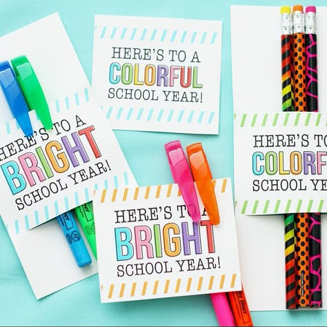 Back To School Party, School Printables, School Teacher Gifts, Staff Appreciation, Beginning Of School, Teacher Appreciation Week, Gifts For Teachers, School Parties, Back To School Gifts