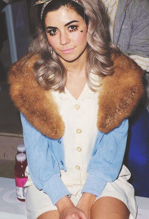 Marina Diamandis.! Electra Heart, Marina Diamandis, Marina And The Diamonds, Girl Gang, Heart On, Platform Pumps, Style Icon, Beautiful People, Taylor Swift