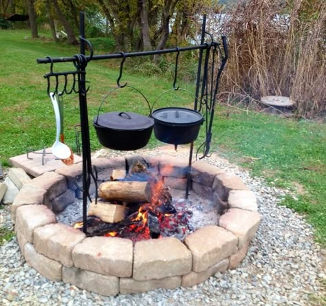 Outdoor Fire Pit Designs, Fire Pit Landscaping, Have Inspiration, Backyard Diy Projects, Backyard Fire, Outdoor Decor Backyard, Fire Pit Backyard, Budget Backyard, Small Backyard Pools