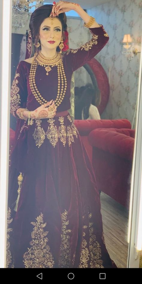 Bridal Mehndi Dresses, Red Bridal Dress, Shadi Dresses, Pakistani Formal Dresses, Desi Wedding Dresses, Asian Bridal Dresses, Bridal Lehenga Collection, Bridal Dresses Pakistan, Pakistani Wedding Outfits