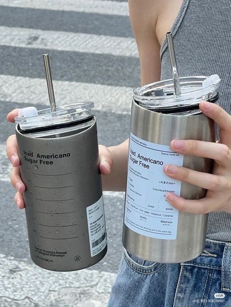 Gerobak Dorong, Water Bottle Straw, Iced Americano, Americano Coffee, Thermos Water Bottle, Straw Cup, Stainless Steel Thermos, Thermos Cup, Iced Coffee Cup