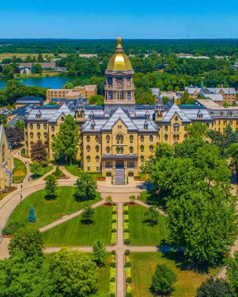 Notre Dame University Notre Dame Aesthetic, Regent University, University Plan, Notre Dame College, International High School, Go Irish, College Motivation, Under The Dome, University Of Notre Dame