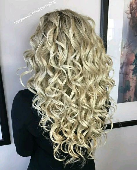 Long Blonde Hair Perm, Long Blonde Curled Hair, Large Curl Perm, Blonde Curls Natural, Spiral Perm Long Hair, Long Hair Perm, Curls For Long Hair, Long Face Hairstyles, Face Shape Hairstyles