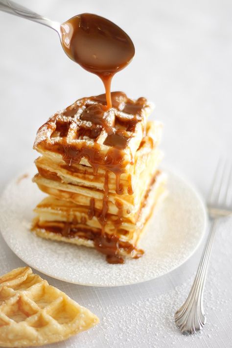 Pin for Later: 21 Next-Level Things You Can Make in a Waffle Iron Waffled Cheesecake Get the recipe: waffled cheesecake Cheesecake Waffles, Waffle Iron, Waffle Recipes, Waffle Maker, Pancakes And Waffles, Brunch Recipes, Just Desserts, Breakfast Brunch, Syrup