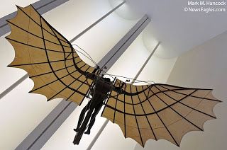 Da Vinci Inventions, Aesop Rock, Wings Inspiration, Hang Gliders, Hang Glider, Wing Art, Cosplay Wings, Wings Costume, Italian Artist