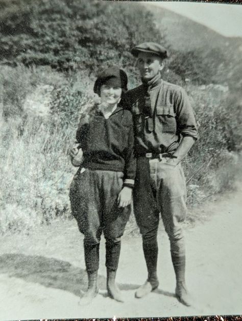 Vintage Hiking, Vintage Boots, 1920s Fashion, Jodhpur, Hiking Outfit, Costume Ideas, Early 20th Century, 20th Century, Hiking