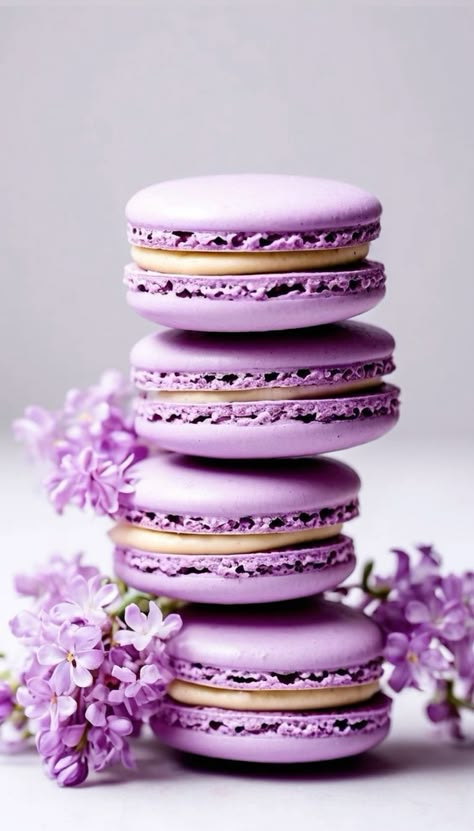 Iphone Tutorial, Purple Aesthetic Background, Macaron Flavors, Party Snack Food, Purple Flowers Wallpaper, Macaroon Recipes, Sweet Dishes Recipes, Pretty Drinks, Pretty Designs