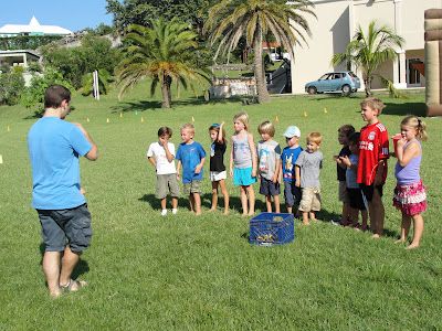 Sonic the hedgehog outdoor game ideas Relay Games For Kids, Cousin Greg, Sonic Game, Sonic Birthday Parties, Backyard Birthday Parties, Outside Games, Video Games Birthday Party, Hedgehog Birthday, Sonic Party