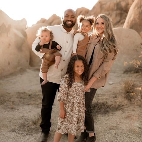 Shacket Photoshoot, Brown And White Photoshoot, Family Outfits Color Schemes, Winter Family Photoshoot Outfits Neutral, Biracial Family Photos, Family Fall Pictures Outfits Neutral, Black And Tan Family Photos, Interracial Family Photoshoot, Mixed Family Photoshoot