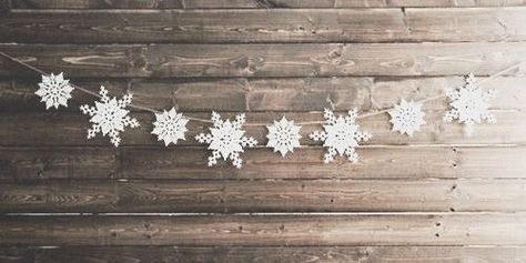 Christmas Facebook Cover, Snowflake Garland, Christmas Cover, Decoration Photo, Christmas Banners, Facebook Cover Photos, Christmas Love, Christmas Inspiration, Winter Time