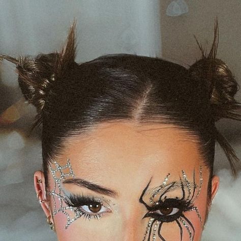 georgia🤎 on Instagram: "my spidey senses are tingling 🕷️ Product details below my previous post! - inspo from the amazing @jennseren 🤍 #31daysofhalloween" Georgia Barratt, 31 Days Of Halloween, October 1, The Amazing, Georgia, Makeup, On Instagram, Instagram, Make Up