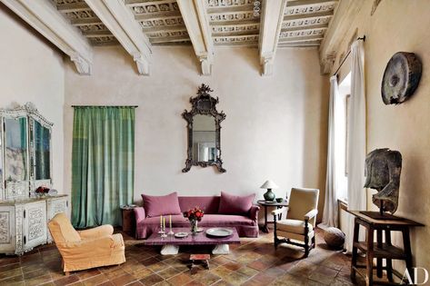 19 Romantic Rooms in Italian Homes | Architectural Digest Rustic Italian Home Decor, Rustic Italian Home, Rome Apartment, Axel Vervoordt, Design Club, Italian Interior Design, Italian Interior, Rustic Italian, Italian Home