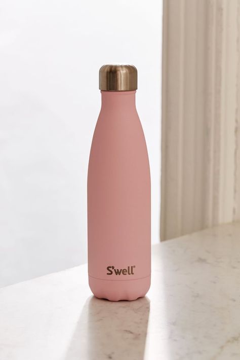 S’well Topaz Water Bottle Water Bottels, Swell Water Bottle, Pretty Water, Swell Bottle, Trendy Water Bottles, Pink Water Bottle, Drinking Water Bottle, Cute Water Bottles, Pink Water