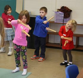 Music Kindergarten, Kindergarten September, Preschool Music Activities, Kindergarten Music, Elementary Music Education, Boomwhackers, Preschool Music, Elementary Music Classroom, Primary Music